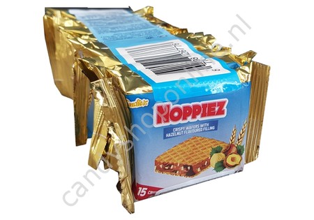 Noppiez Crispy Wafers with Hazelnut flavoured filling 225 gram à 15 pieces